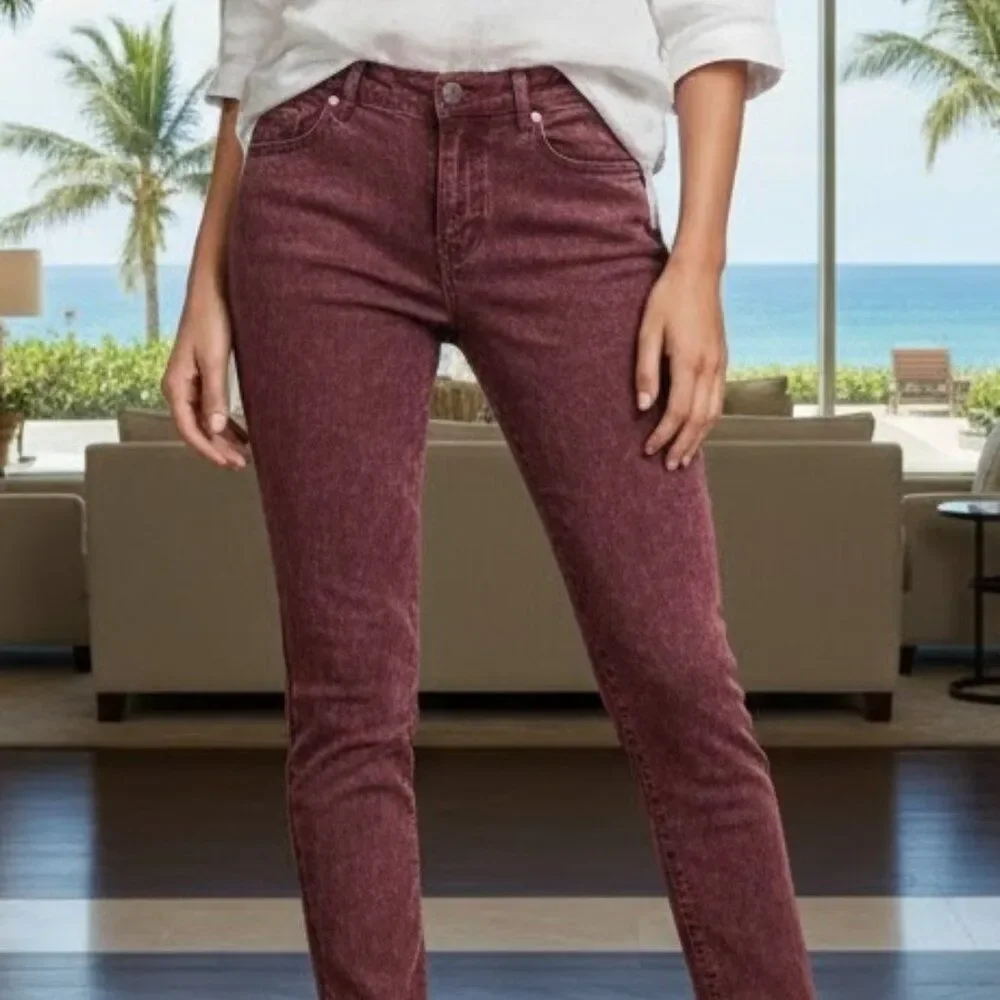 New York & Co NWT Burgundy Distressed Corduroy Soho Jeans 4